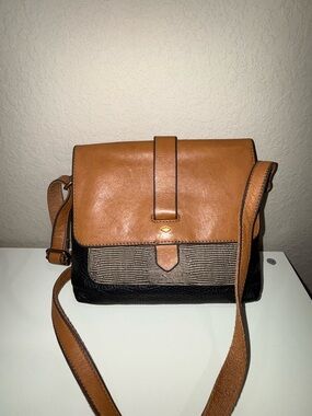 Fossil Two-Tone Tan and Black Crossbody Bag